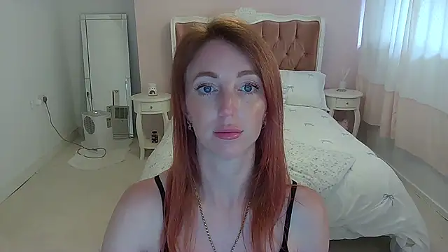 Red firesquirt online show from 07-03-26, 11:16