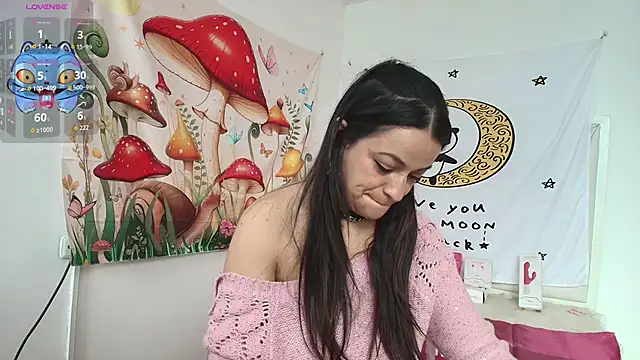 Snapshot of LovelyAzucena chatting on 02-14-26, 02:14 LovelyAzucena online show from 02-14-26, 02:14