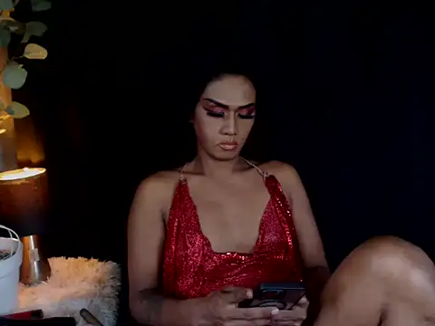 Snapshot of Victoria_Saint chatting on 03-05-25, 09:27 Victoria Saint online show from 03-05-25, 09:27