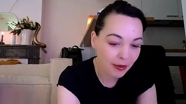 Lilie romeo online show from 01-03-25, 11:46