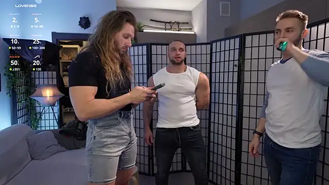 Snapshot of enjoy_me chatting on 11-27-25, 04:09 enjoy me online show from 11-27-25, 04:09