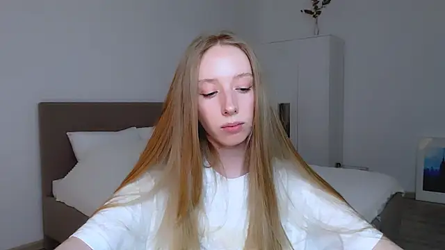 Luna insniity online show from 01-19-25, 11:43