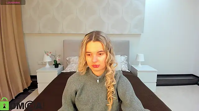 Snapshot of Donna_Evans chatting on 01-13-26, 11:54 Donna Evans online show from 01-13-26, 11:54