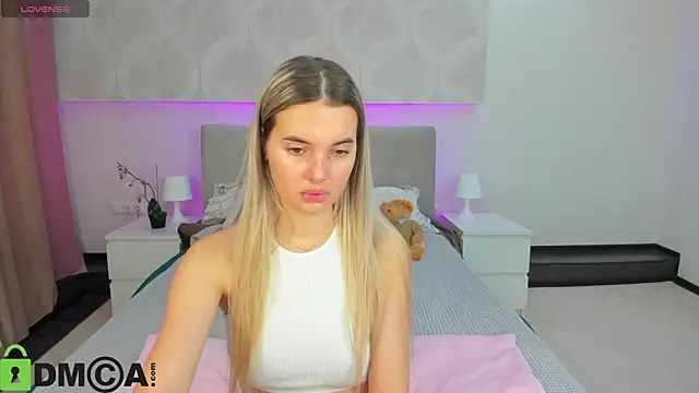 Snapshot of Donna_Evans chatting on 02-13-26, 12:06 Donna Evans online show from 02-13-26, 12:06