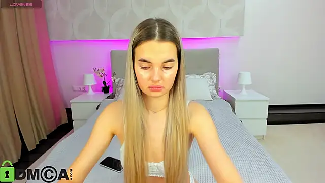 Snapshot of Donna_Evans chatting on 03-11-26, 12:05 Donna Evans online show from 03-11-26, 12:05