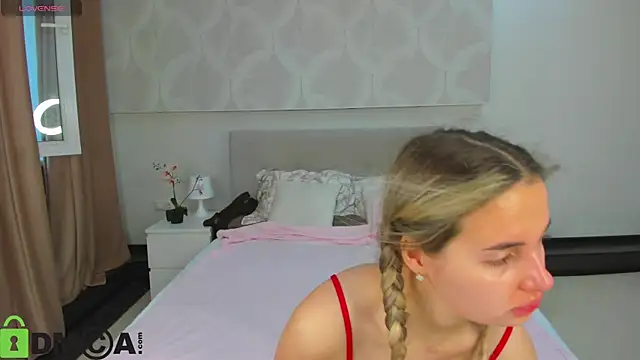 Snapshot of Donna_Evans chatting on 05-27-26, 11:24 Donna Evans online show from 05-27-26, 11:24