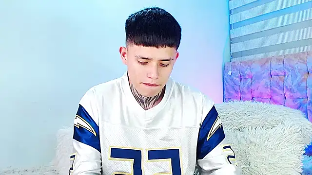  justinmoon2 online show from 07-10-26, 06:28
