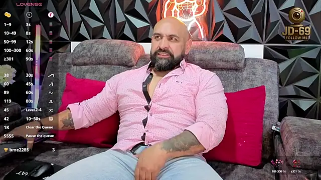 Snapshot of JD-69 chatting on 10-07-25, 07:44 JD-69 online show from 10-07-25, 07:44