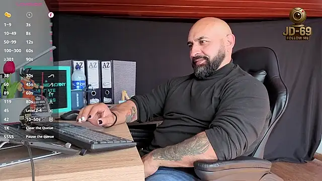 Snapshot of JD-69 chatting on 11-11-25, 07:36 JD-69 online show from 11-11-25, 07:36