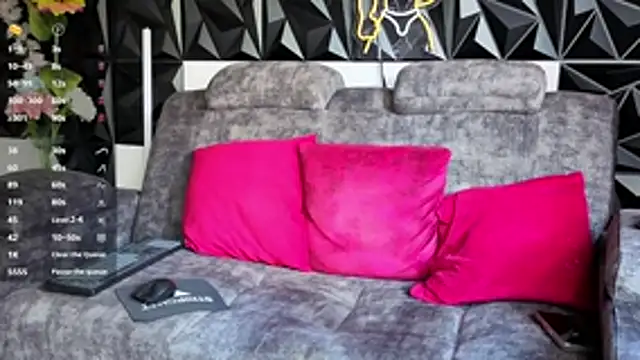 Snapshot of JD-69 chatting on 12-19-25, 07:54 JD-69 online show from 12-19-25, 07:54