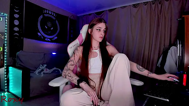 Snapshot of wet_dream_ chatting on 12-08-24, 11:08 wet dream online show from 12-08-24, 11:08