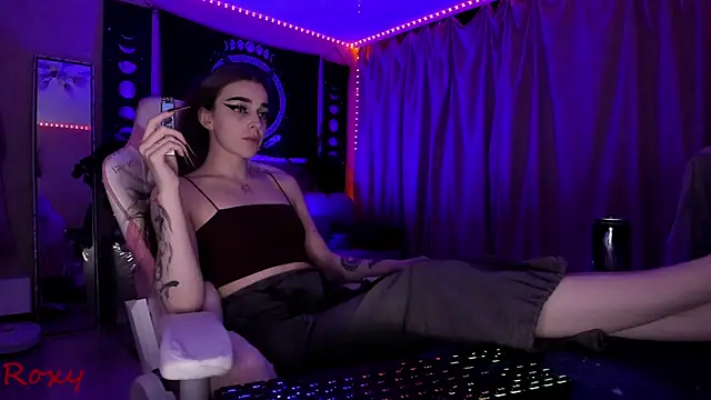 Snapshot of wet_dream_ chatting on 11-29-25, 06:11 wet dream online show from 11-29-25, 06:11