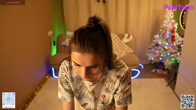 Snapshot of popityan1 chatting on 01-07-26, 10:51 popityan1 online show from 01-07-26, 10:51