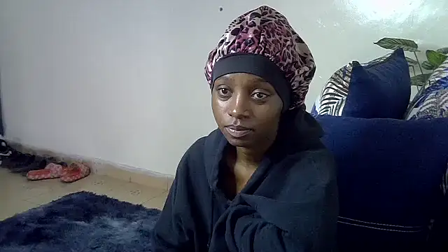 Snapshot of Enkarxx chatting on 11-03-25, 10:38 Enkarxx online show from 11-03-25, 10:38