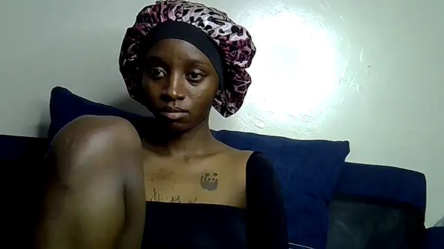 Snapshot of Enkarxx chatting on 02-12-26, 12:16 Enkarxx online show from 02-12-26, 12:16