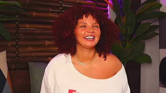 Snapshot of CelesteBailey chatting on 03-07-25, 10:13 CelesteBailey online show from 03-07-25, 10:13