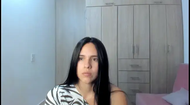 Hana Zurah online show from 02-22-25, 12:38