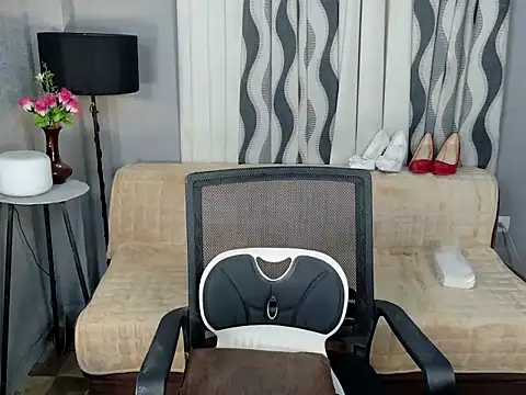 Snapshot of FATLUCY chatting on 02-21-26, 03:46 FATLUCY online show from 02-21-26, 03:46