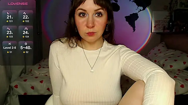 missgenevaonceagain  online show from 06-17-26, 08:32