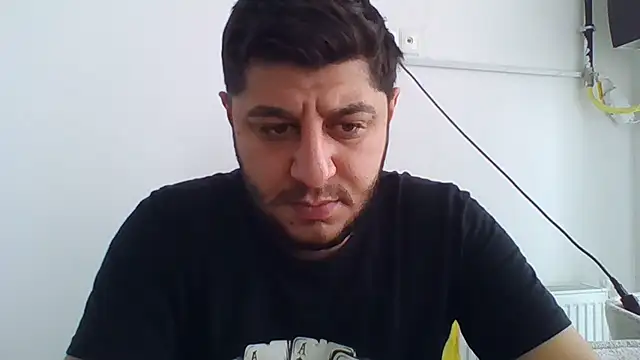 erkekkkadam online show from 12-08-24, 08:30