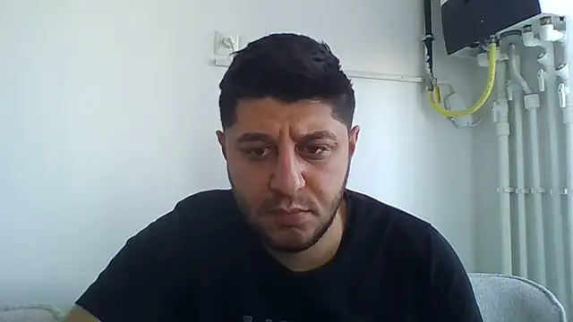 erkekkkadam online show from 01-01-25, 10:11