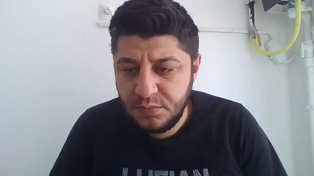 erkekkkadam online show from 02-23-25, 07:00