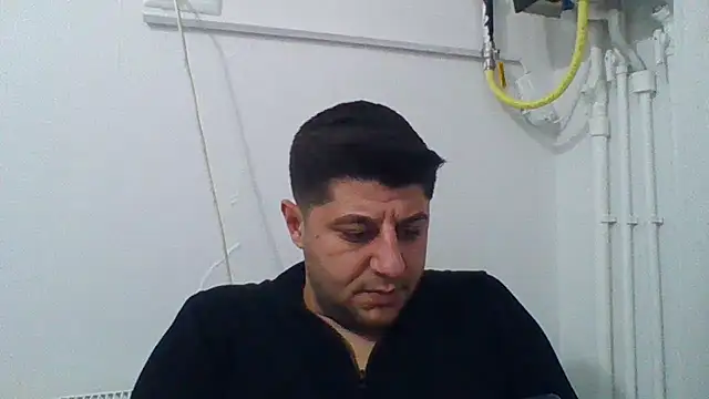 erkekkkadam online show from 03-05-25, 09:04