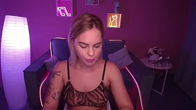 RikaRaily online show from 12-11-24, 08:58