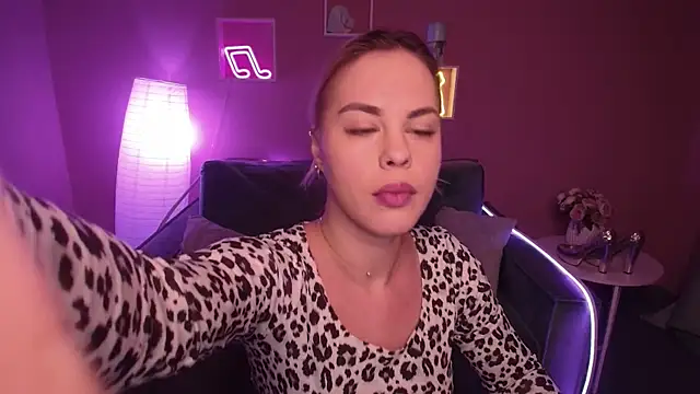 RikaRaily online show from 01-28-25, 05:43