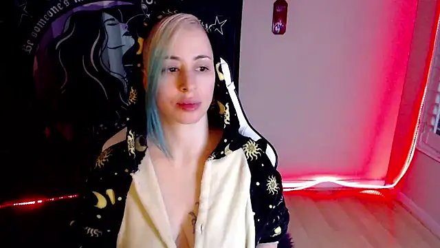 Snapshot of GoddessLilitu chatting on 01-02-25, 01:49 GoddessLilitu online show from 01-02-25, 01:49