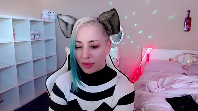 Snapshot of GoddessLilitu chatting on 01-05-25, 10:40 GoddessLilitu online show from 01-05-25, 10:40