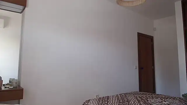 SexyandMarried1 online show from 11-06-25, 01:34