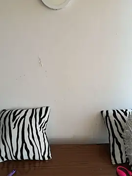 Snapshot of Felicia_smok3 chatting on 12-02-24, 02:30 Felicia smok3 online show from 12-02-24, 02:30