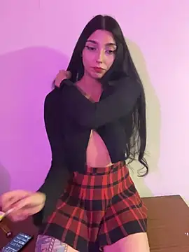 Snapshot of Felicia_smok3 chatting on 01-18-25, 03:31 Felicia smok3 online show from 01-18-25, 03:31