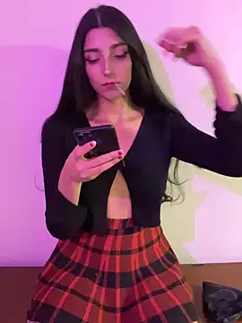 Snapshot of Felicia_smok3 chatting on 01-24-25, 02:07 Felicia smok3 online show from 01-24-25, 02:07