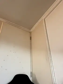 Snapshot of Felicia_smok3 chatting on 09-15-25, 04:51 Felicia smok3 online show from 09-15-25, 04:51