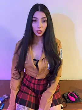 Snapshot of Felicia_smok3 chatting on 10-18-25, 04:04 Felicia smok3 online show from 10-18-25, 04:04