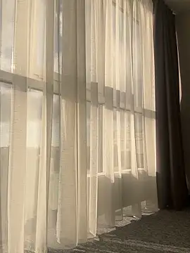 Snapshot of Miss_Flexi_fit chatting on 12-17-25, 08:53 Miss Flexi fit online show from 12-17-25, 08:53