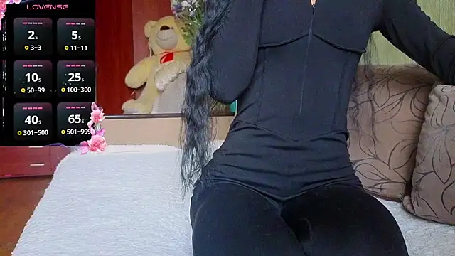 Snapshot of Miss_Flexi_fit chatting on 12-23-25, 09:40 Miss Flexi fit online show from 12-23-25, 09:40