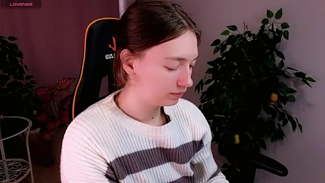 SwettyMolly online show from 03-21-26, 12:10