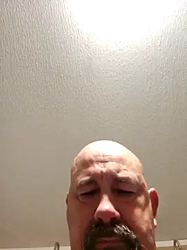 Snapshot of scottym chatting on 03-21-25, 05:34 scottym online show from 03-21-25, 05:34