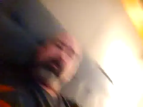 Snapshot of scottym chatting on 10-31-25, 02:40 scottym online show from 10-31-25, 02:40