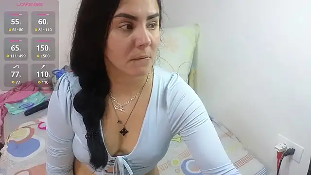 lovely trix online show from 11-08-25, 03:01