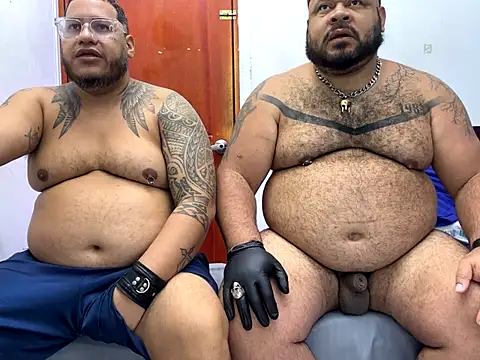 Snapshot of Latino_bigcock chatting on 09-14-25, 08:19 Latino bigcock online show from 09-14-25, 08:19