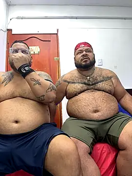 Snapshot of Latino_bigcock chatting on 09-16-25, 12:33 Latino bigcock online show from 09-16-25, 12:33