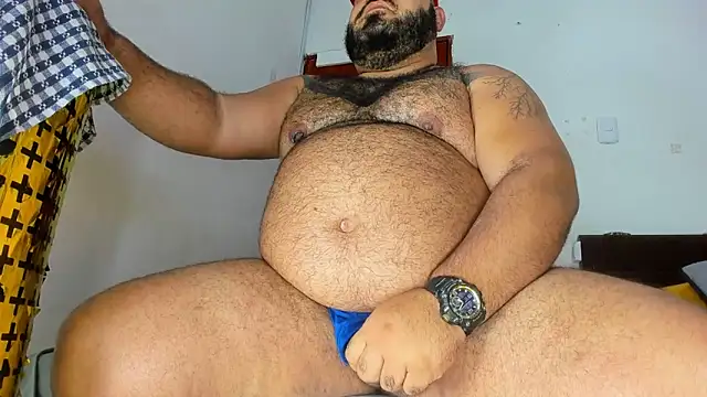 Snapshot of Latino_bigcock chatting on 02-07-26, 10:13 Latino bigcock online show from 02-07-26, 10:13