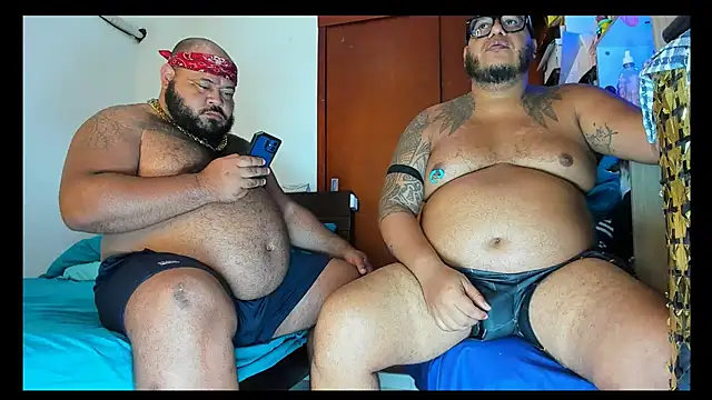 Snapshot of Latino_bigcock chatting on 07-26-26, 02:20 Latino bigcock online show from 07-26-26, 02:20
