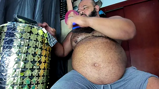 Snapshot of Latino_bigcock chatting on 07-28-26, 05:56 Latino bigcock online show from 07-28-26, 05:56