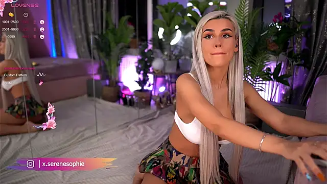 Serene Sophiex online show from 03-10-25, 09:18