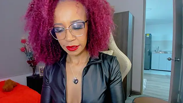 Snapshot of ScarlettMalbec chatting on 01-05-26, 09:18 ScarlettMalbec online show from 01-05-26, 09:18